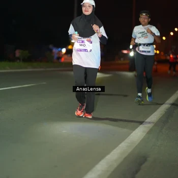 Runner Photo 7635303