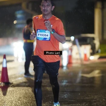 Runner Photo 7635306