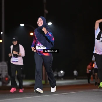 Runner Photo 7635316