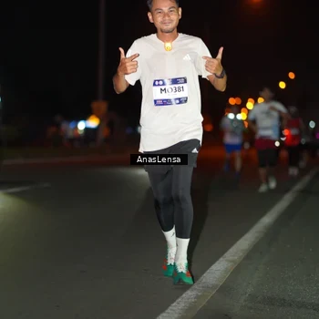 Runner Photo 7635324