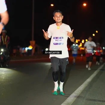 Runner Photo 7635339