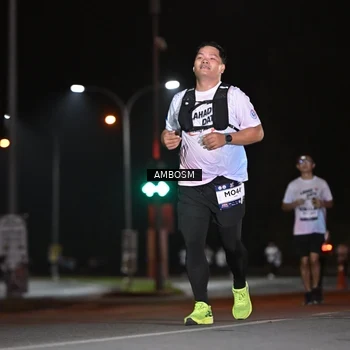 Runner Photo 7635341