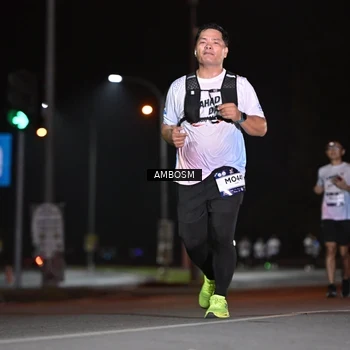 Runner Photo 7635347