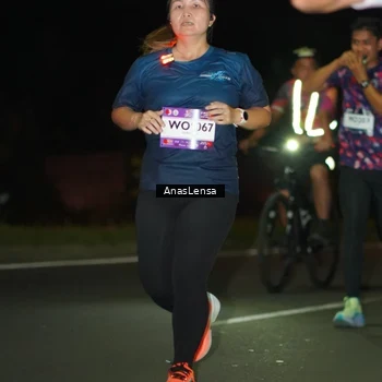 Runner Photo 7635355
