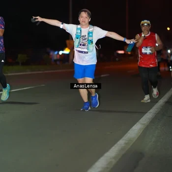 Runner Photo 7635367
