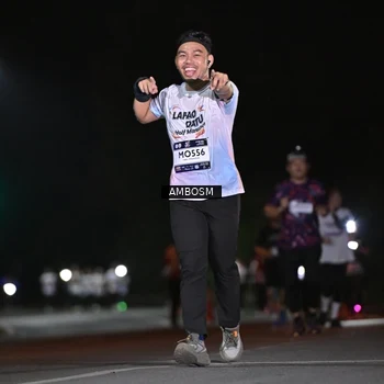Runner Photo 7635373