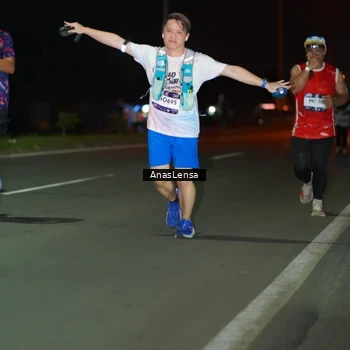 Runner Photo 7635396