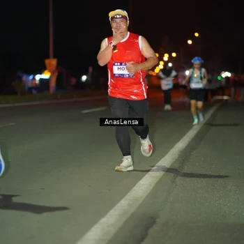 Runner Photo 7635401
