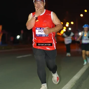 Runner Photo 7635407