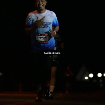 Runner Photo 7635435