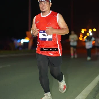 Runner Photo 7635439