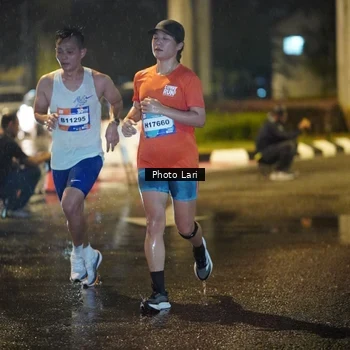 Runner Photo 7635445