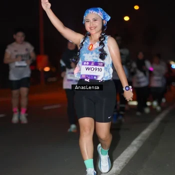 Runner Photo 7635446