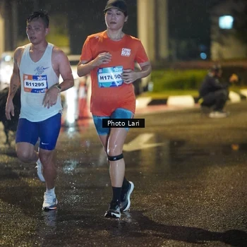 Runner Photo 7635464