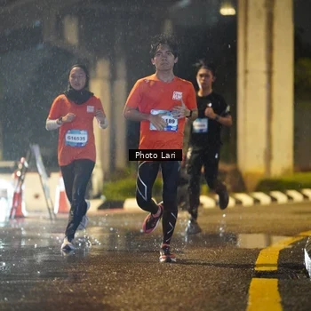 Runner Photo 7635478