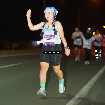 Runner Photo 7635484