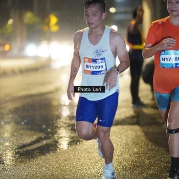 Runner Photo 7635497