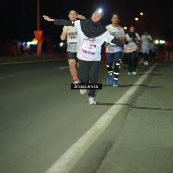 Runner Photo 7635503