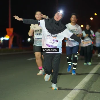 Runner Photo 7635507