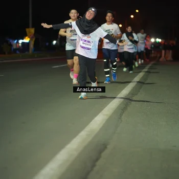 Runner Photo 7635510