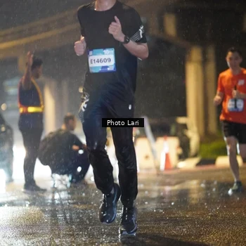 Runner Photo 7635524
