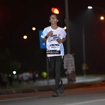 Runner Photo 7635527