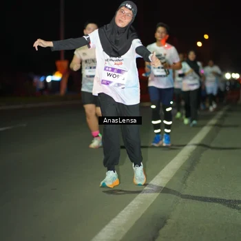 Runner Photo 7635530