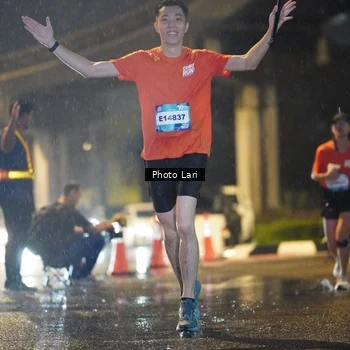 Runner Photo 7635568