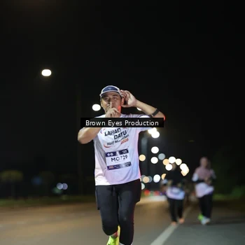 Runner Photo 7635572
