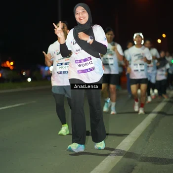 Runner Photo 7635581