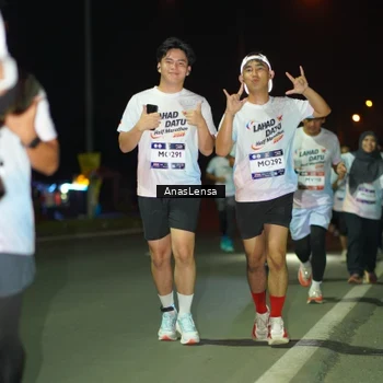 Runner Photo 7635585