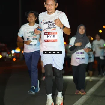 Runner Photo 7635607