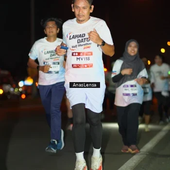 Runner Photo 7635610
