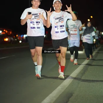 Runner Photo 7635614