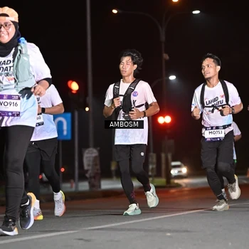Runner Photo 7635640
