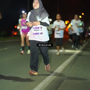 Runner Photo 7635650