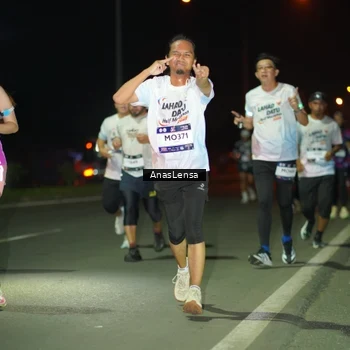 Runner Photo 7635657