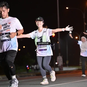 Runner Photo 7635675