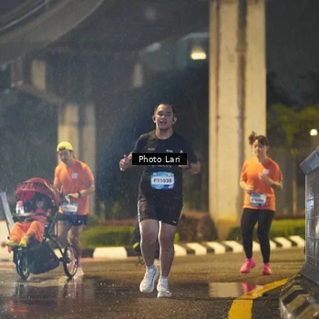 Runner Photo 7635687