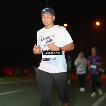 Runner Photo 7635725