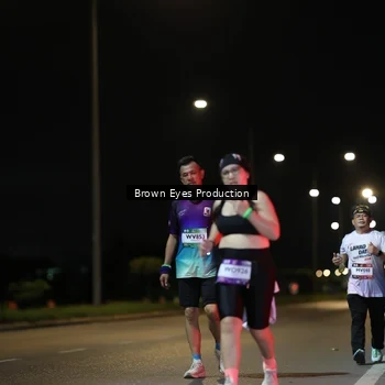 Runner Photo 7635729