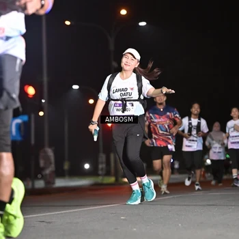 Runner Photo 7635731