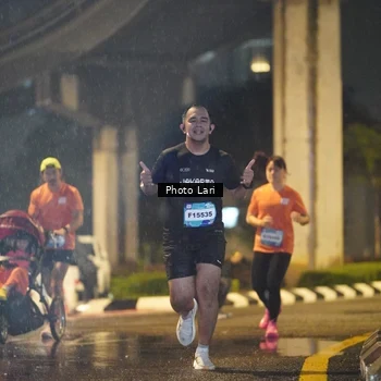 Runner Photo 7635741