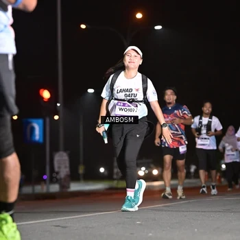 Runner Photo 7635745