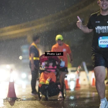 Runner Photo 7635754