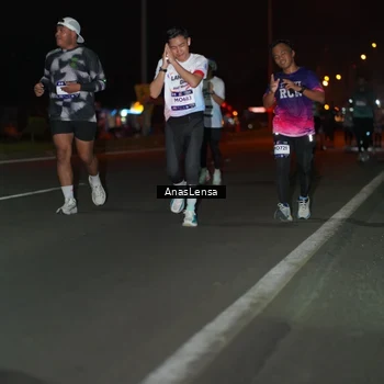 Runner Photo 7635776