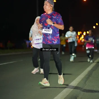 Runner Photo 7635786