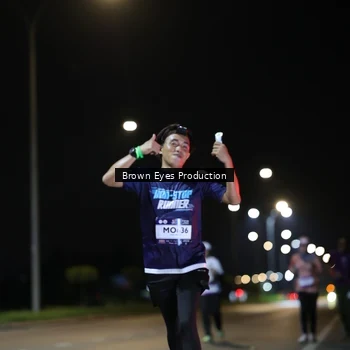 Runner Photo 7635800
