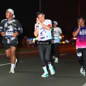 Runner Photo 7635801