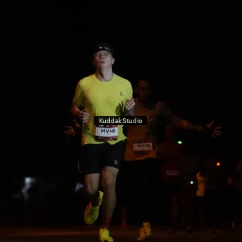 Runner Photo 7635836